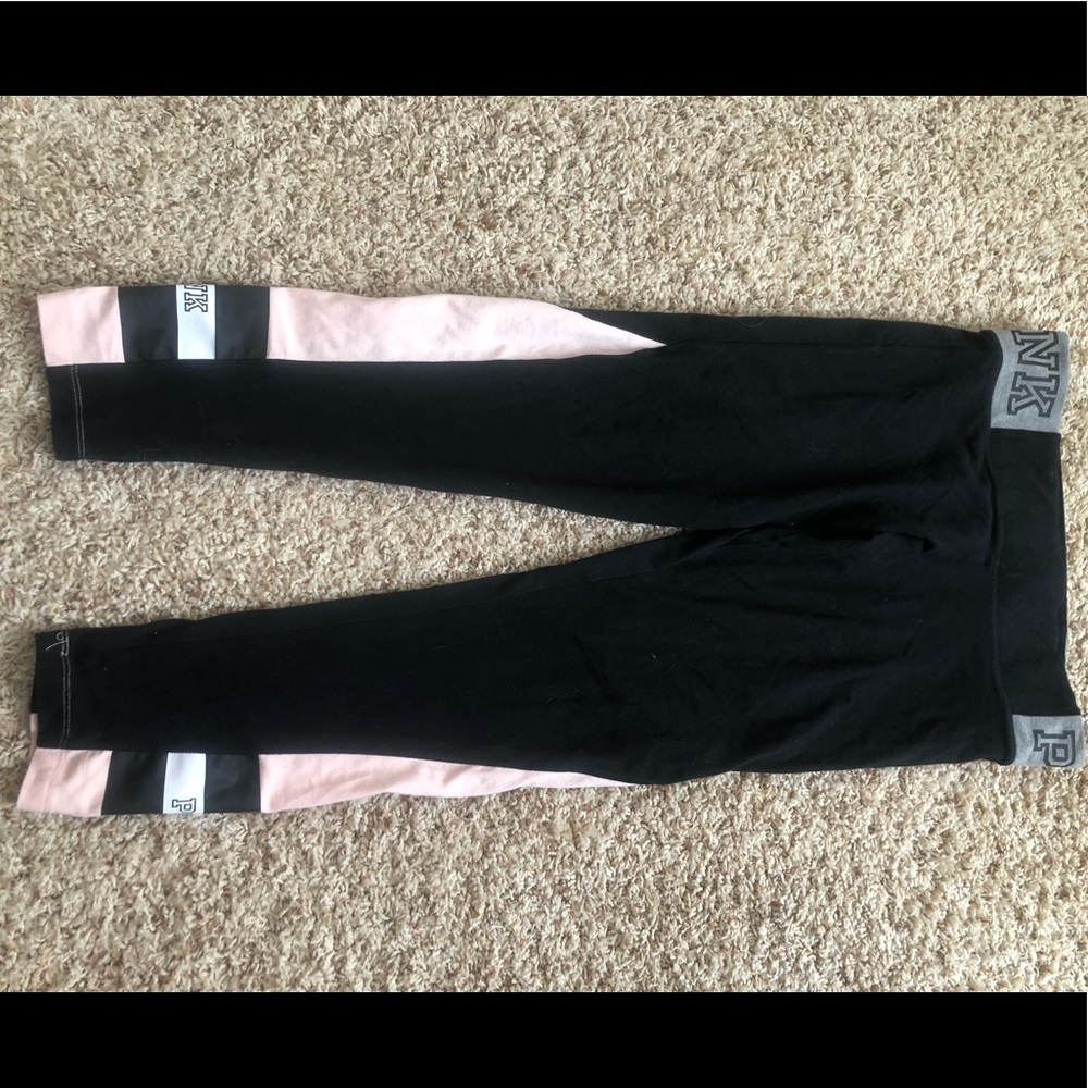 VS Pink yoga leggings